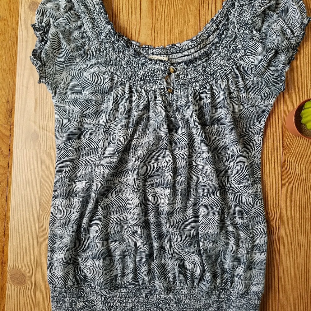 Lucky Brand Off the Shoulder Printed Shirt S